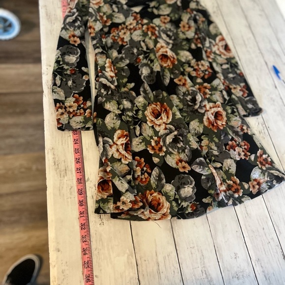 BCX Floral Print V-Neck Lace Back Mini Dress Small - Picture 8 of 9